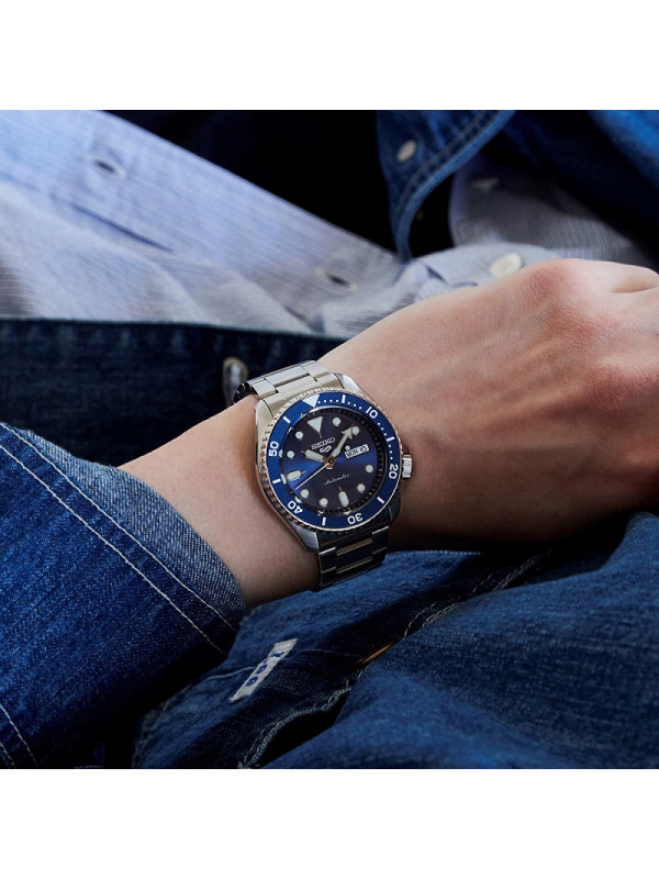 фото Мужские наручные часы Seiko 5 Sports SRPD51K1