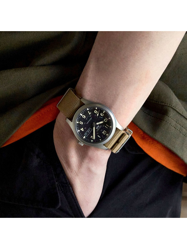 фото Мужские наручные часы Seiko 5 Sports SRPG35K1
