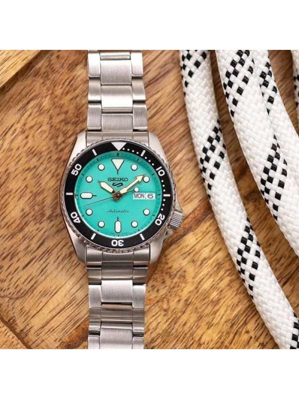 фото Мужские наручные часы Seiko 5 Sports SRPK33K1