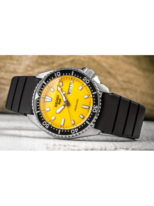 фото Мужские наручные часы Seiko 5 Sports SRPL87K1