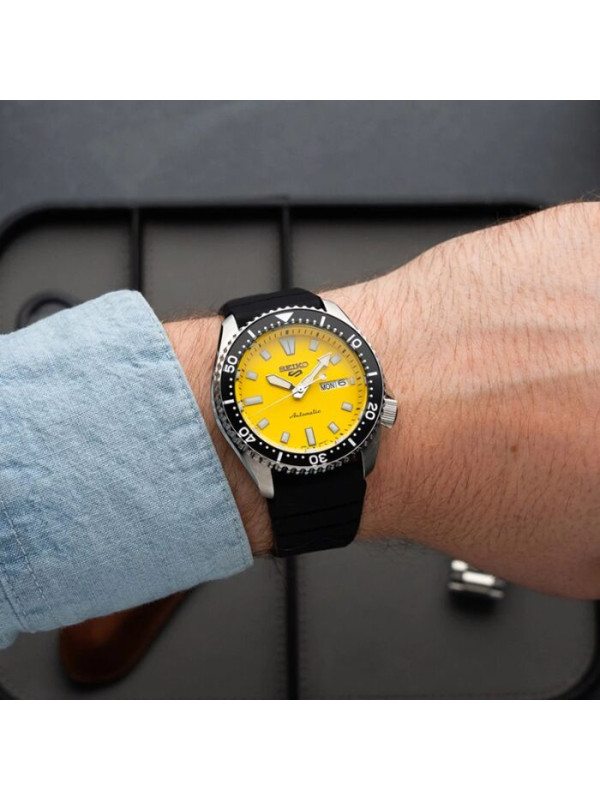 фото Мужские наручные часы Seiko 5 Sports SRPL87K1