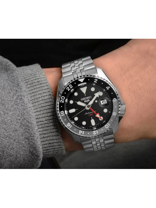 фото Мужские наручные часы Seiko 5 Sports SSK001K1